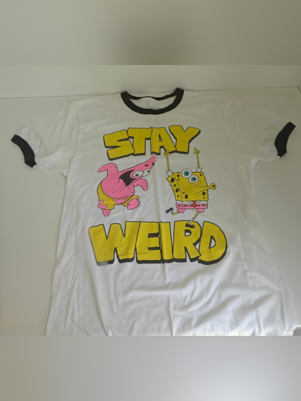 SpongeBob SquarePants Patrick & SpongeBob Stay Weird Print Ringer T-shirt Size M